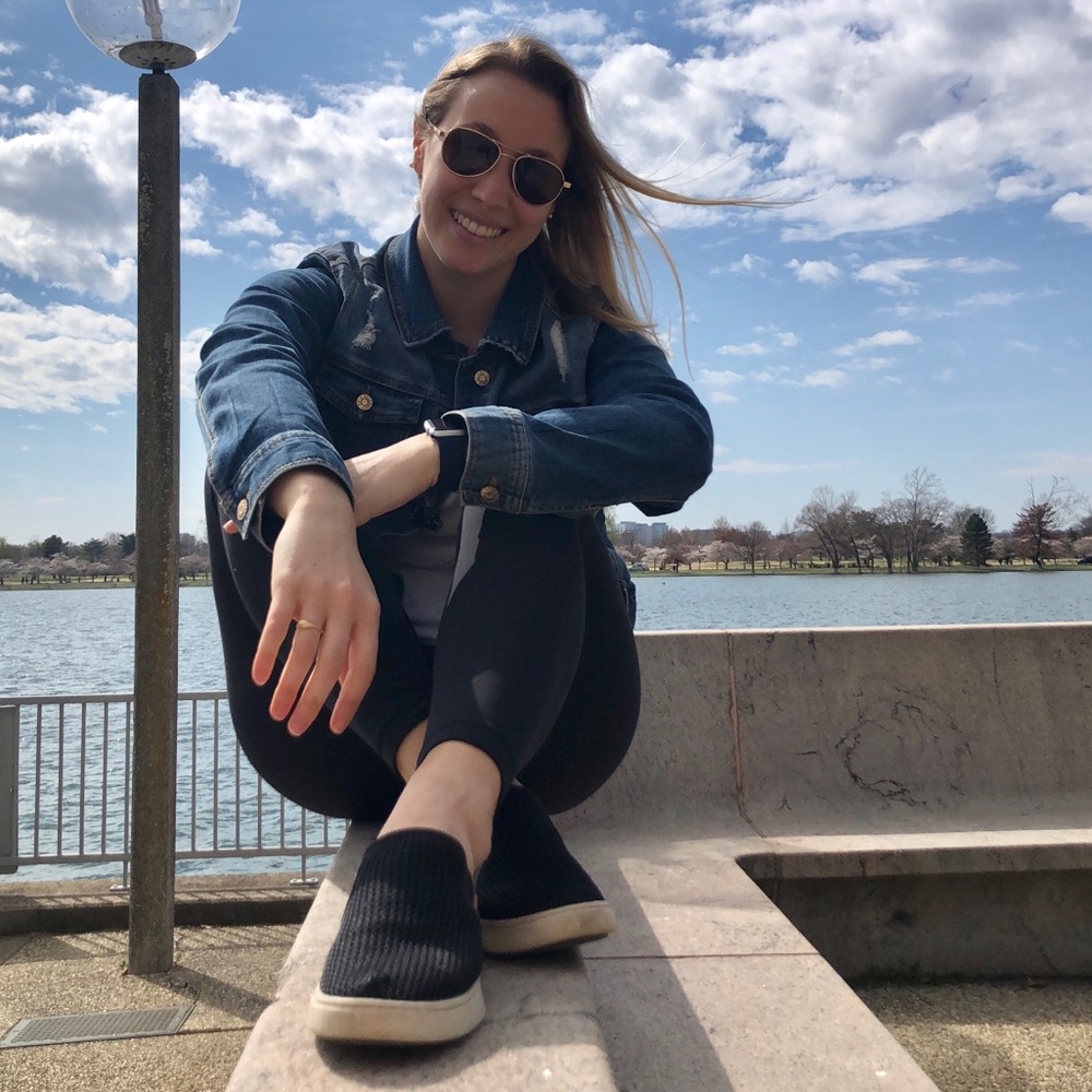 Meet your Posher, Selene